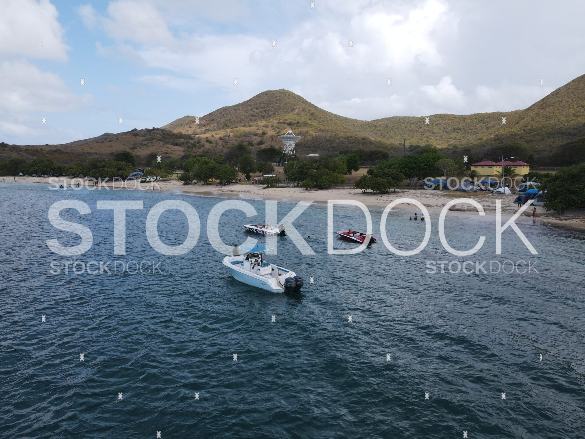 Boats at Cramers Park Beach